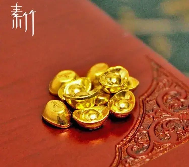 国内外黄金期货价格差异研究(强势美元影响下的黄金价格变动:人民币计价的黄金期货价格创新高)(图4) 国内外黄金期货价格差异研究(强势美元影响下的黄金价格变动:人民币计价的黄金期货价格创新高)(图4)