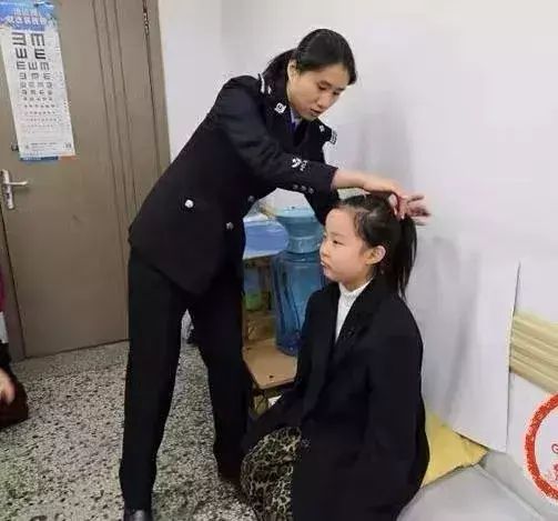 银行不建议孩子开户原因(儿童身份证用处多,很多家长却不知道正确的办理时间,尽量别错过)(图3) 银行不建议孩子开户原因(儿童身份证用处多,很多家长却不知道正确的办理时间,尽量别错过)(图3)
