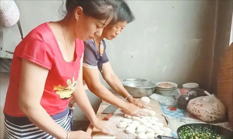养老院一个月多少钱(养老院价格每月3000,看似完美,隐藏的秘密却让人心寒)(图7) 养老院一个月多少钱(养老院价格每月3000,看似完美,隐藏的秘密却让人心寒)(图7)