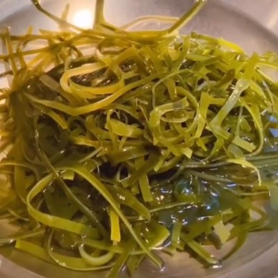 咸海带丝怎么做好吃又简单(#夏日开胃餐#凉拌海带丝|开胃解惨,适合夏天的味道)(图2) 咸海带丝怎么做好吃又简单(#夏日开胃餐#凉拌海带丝|开胃解惨,适合夏天的味道)(图2)