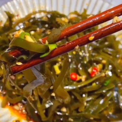 咸海带丝怎么做好吃又简单(#夏日开胃餐#凉拌海带丝|开胃解惨,适合夏天的味道)(图11) 咸海带丝怎么做好吃又简单(#夏日开胃餐#凉拌海带丝|开胃解惨,适合夏天的味道)(图11)