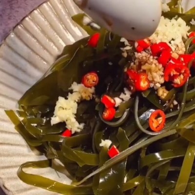 咸海带丝怎么做好吃又简单(#夏日开胃餐#凉拌海带丝|开胃解惨,适合夏天的味道)(图8) 咸海带丝怎么做好吃又简单(#夏日开胃餐#凉拌海带丝|开胃解惨,适合夏天的味道)(图8)