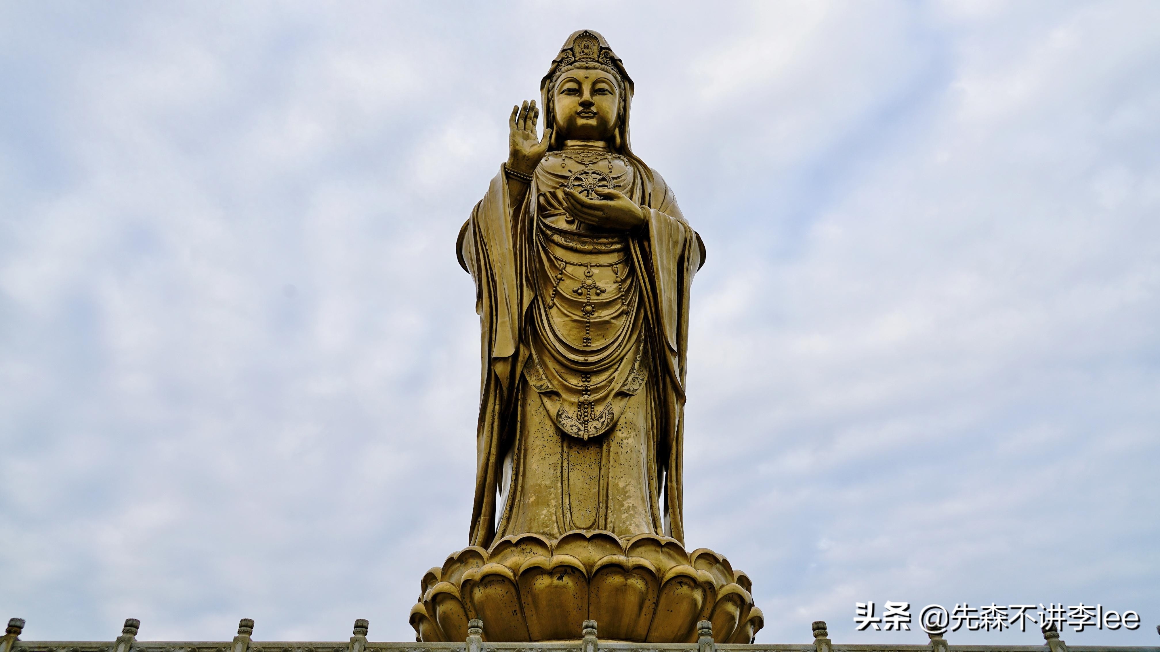 南海观音在哪个地方(普陀山明明在浙江东海,为何称菩萨为南海观音?外地游客都糊涂了)(图3) 南海观音在哪个地方(普陀山明明在浙江东海,为何称菩萨为南海观音?外地游客都糊涂了)(图3)
