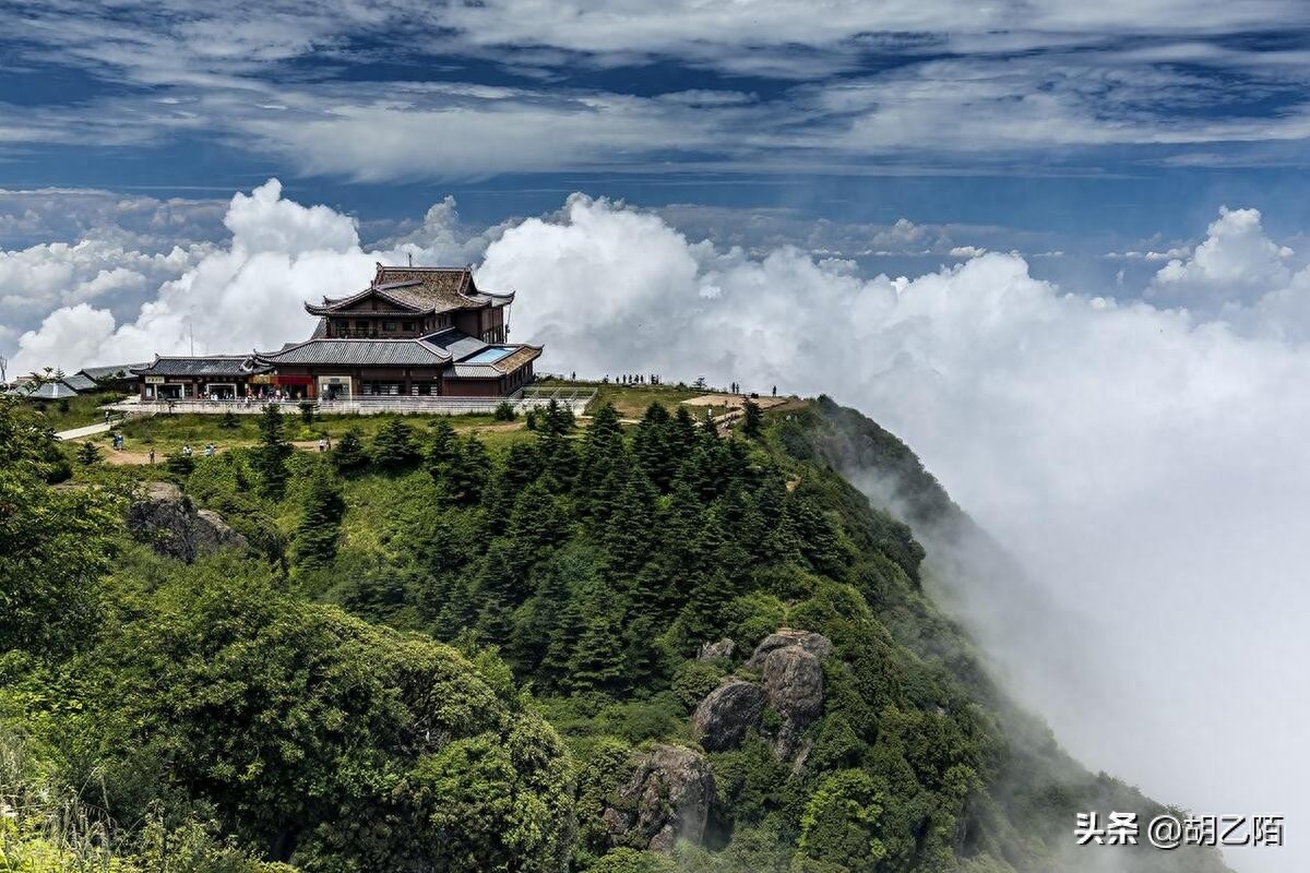 中国的四大名山(中国最著名的4大佛教名山,看看你去过几个)(图8) 中国的四大名山(中国最著名的4大佛教名山,看看你去过几个)(图8)