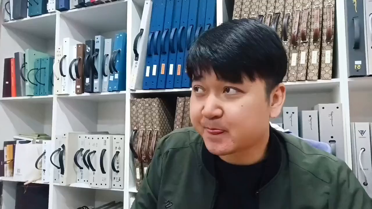 一般家装窗帘要多少钱(买窗帘一定要知道的事!)(图2) 一般家装窗帘要多少钱(买窗帘一定要知道的事!)(图2)