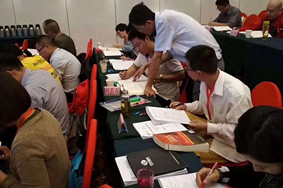 消防证怎么考取需要什么条件(消防设施操作员证怎么考)(图1) 消防证怎么考取需要什么条件(消防设施操作员证怎么考)(图1)
