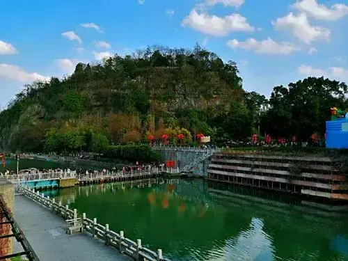 广西旅游攻略必去景点(1. 广西十大旅游景点必备榜:你打卡过几个?快来晒晒你的足迹!)(图7) 广西旅游攻略必去景点(1. 广西十大旅游景点必备榜:你打卡过几个?快来晒晒你的足迹!)(图7)
