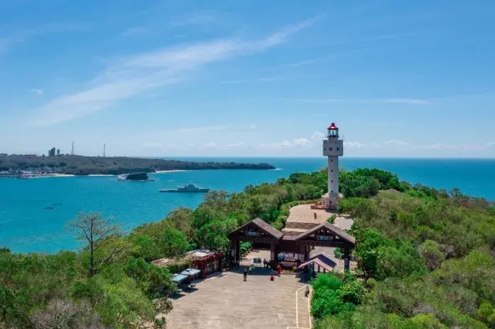 广西旅游攻略必去景点(1. 广西十大旅游景点必备榜:你打卡过几个?快来晒晒你的足迹!)(图5) 广西旅游攻略必去景点(1. 广西十大旅游景点必备榜:你打卡过几个?快来晒晒你的足迹!)(图5)