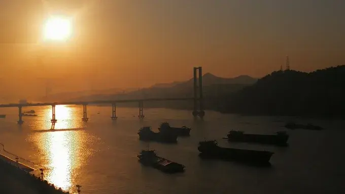 广西旅游攻略必去景点(1. 广西十大旅游景点必备榜:你打卡过几个?快来晒晒你的足迹!)(图9) 广西旅游攻略必去景点(1. 广西十大旅游景点必备榜:你打卡过几个?快来晒晒你的足迹!)(图9)