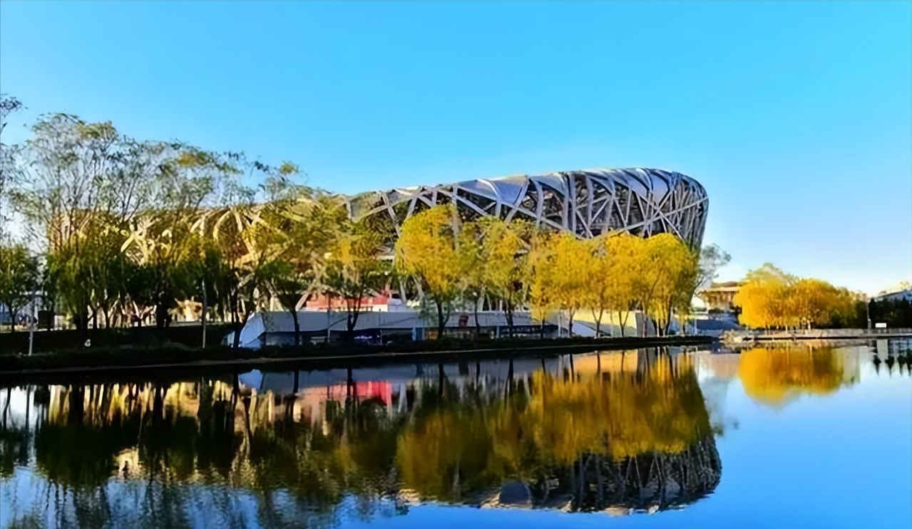 国内旅游景点推荐(中国值得游玩的15大景区,10个免费5个性价比超高,沿途风景很美)(图6) 国内旅游景点推荐(中国值得游玩的15大景区,10个免费5个性价比超高,沿途风景很美)(图6)