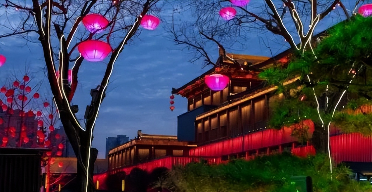 国内旅游景点推荐(中国值得游玩的15大景区,10个免费5个性价比超高,沿途风景很美)(图13) 国内旅游景点推荐(中国值得游玩的15大景区,10个免费5个性价比超高,沿途风景很美)(图13)