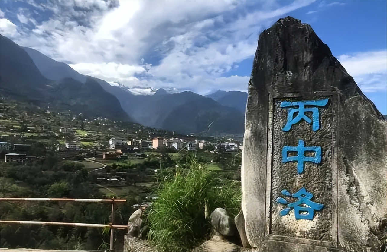 国内旅游景点推荐(中国值得游玩的15大景区,10个免费5个性价比超高,沿途风景很美)(图15) 国内旅游景点推荐(中国值得游玩的15大景区,10个免费5个性价比超高,沿途风景很美)(图15)