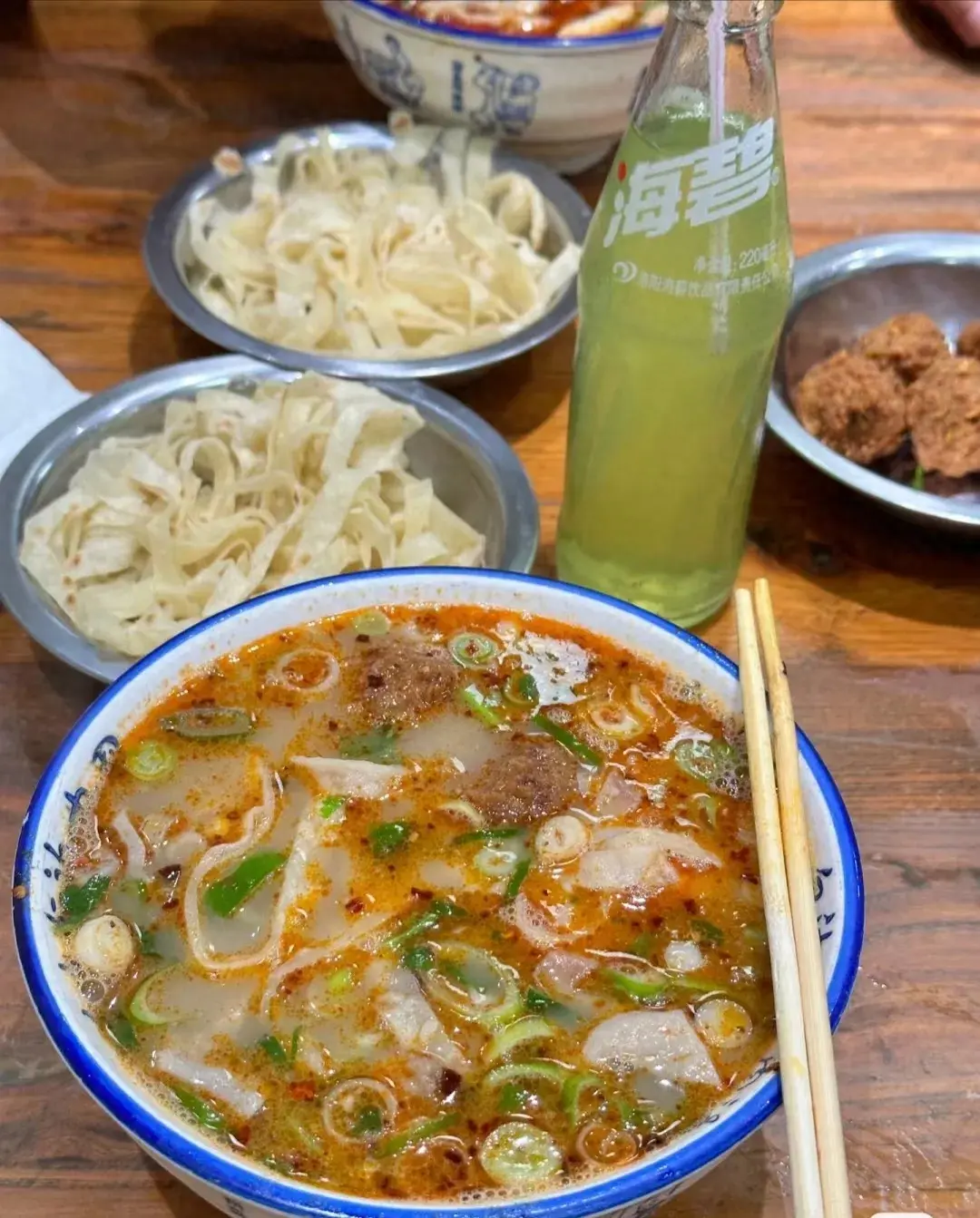 洛阳美食攻略推荐(洛阳旅游攻略:揭秘当地人的私藏美食)(图1) 洛阳美食攻略推荐(洛阳旅游攻略:揭秘当地人的私藏美食)(图1)