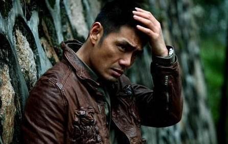 邵兵个人资料简介(邵兵:31岁被张纪中100万买断戏路,35岁从豪宅搬进地下室)(图11) 邵兵个人资料简介(邵兵:31岁被张纪中100万买断戏路,35岁从豪宅搬进地下室)(图11)