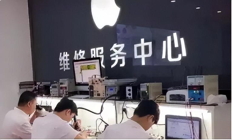 演员刘金苹果店前怒砸iPhone(演员刘金怒砸苹果手机,华为呼吁全国总动员,任正非不再保持沉默)(图5) 演员刘金苹果店前怒砸iPhone(演员刘金怒砸苹果手机,华为呼吁全国总动员,任正非不再保持沉默)(图5)