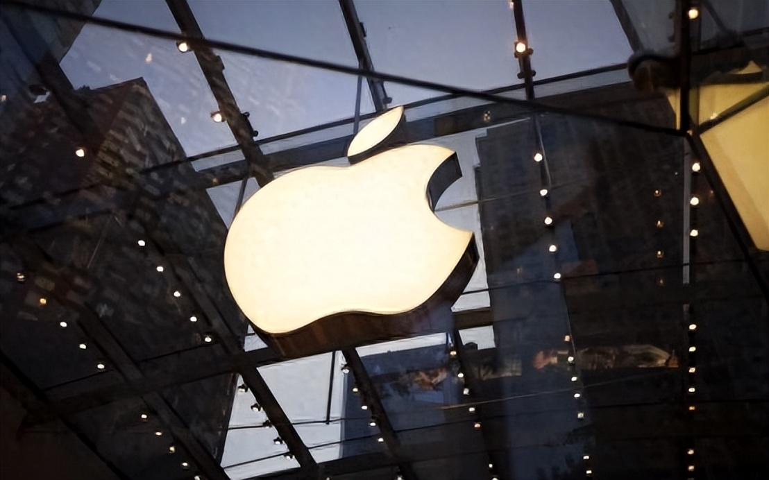 演员刘金苹果店前怒砸iPhone(演员刘金怒砸苹果手机,华为呼吁全国总动员,任正非不再保持沉默)(图15) 演员刘金苹果店前怒砸iPhone(演员刘金怒砸苹果手机,华为呼吁全国总动员,任正非不再保持沉默)(图15)