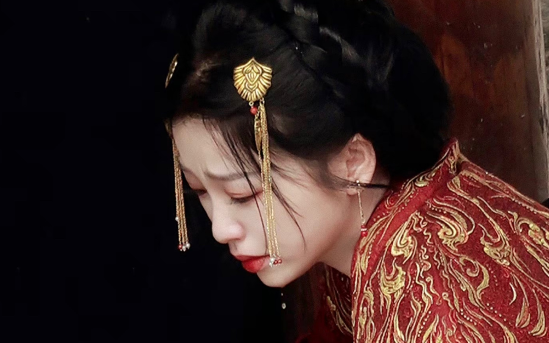 云之羽结局(《云之羽》结局:深入宫门为摆脱枷锁,女主命运如何?细节曝光)(图3) 云之羽结局(《云之羽》结局:深入宫门为摆脱枷锁,女主命运如何?细节曝光)(图3)