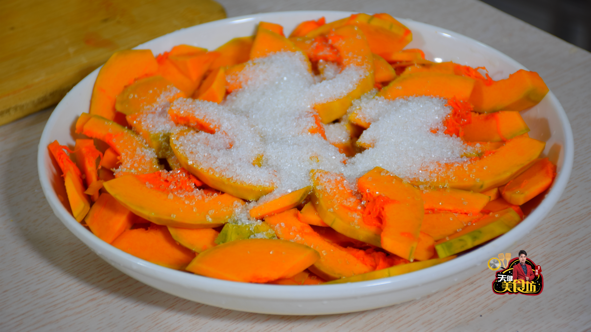 南瓜饼的制作方法步骤(南瓜饼的家庭做法,步骤和配料都很简单,厨房小白也能学会)(图3) 南瓜饼的制作方法步骤(南瓜饼的家庭做法,步骤和配料都很简单,厨房小白也能学会)(图3)