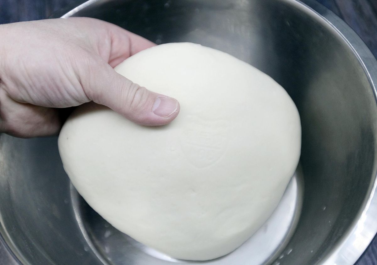 饺子皮怎么和面(手工擀饺子皮有诀窍,2斤面粉1斤水,正确和面,饺子皮筋道好吃)(图6) 饺子皮怎么和面(手工擀饺子皮有诀窍,2斤面粉1斤水,正确和面,饺子皮筋道好吃)(图6)