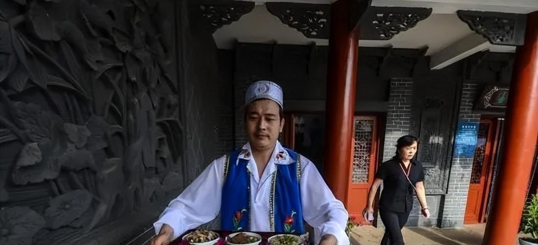 回族不吃猪肉的原因(揭秘!回民不吃猪肉的真实原因,原来我们都被骗了很多年!)(图4) 回族不吃猪肉的原因(揭秘!回民不吃猪肉的真实原因,原来我们都被骗了很多年!)(图4)