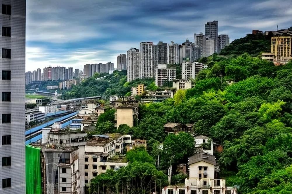 中国打仗哪个城市适合躲避(一旦战事大规模爆发,我国必须死保8座城市,关键时候能抵御外敌)(图11) 中国打仗哪个城市适合躲避(一旦战事大规模爆发,我国必须死保8座城市,关键时候能抵御外敌)(图11)