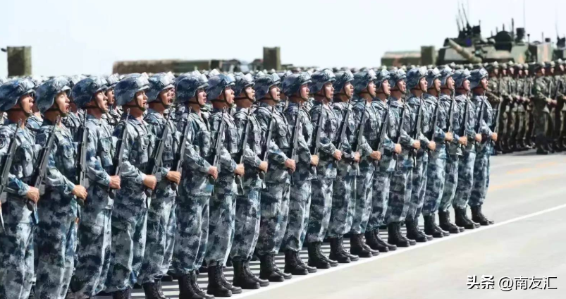 全球军力排行榜(世界最强国家武力榜单:俄罗斯第一,美国第二,韩国第五名)(图2) 全球军力排行榜(世界最强国家武力榜单:俄罗斯第一,美国第二,韩国第五名)(图2)