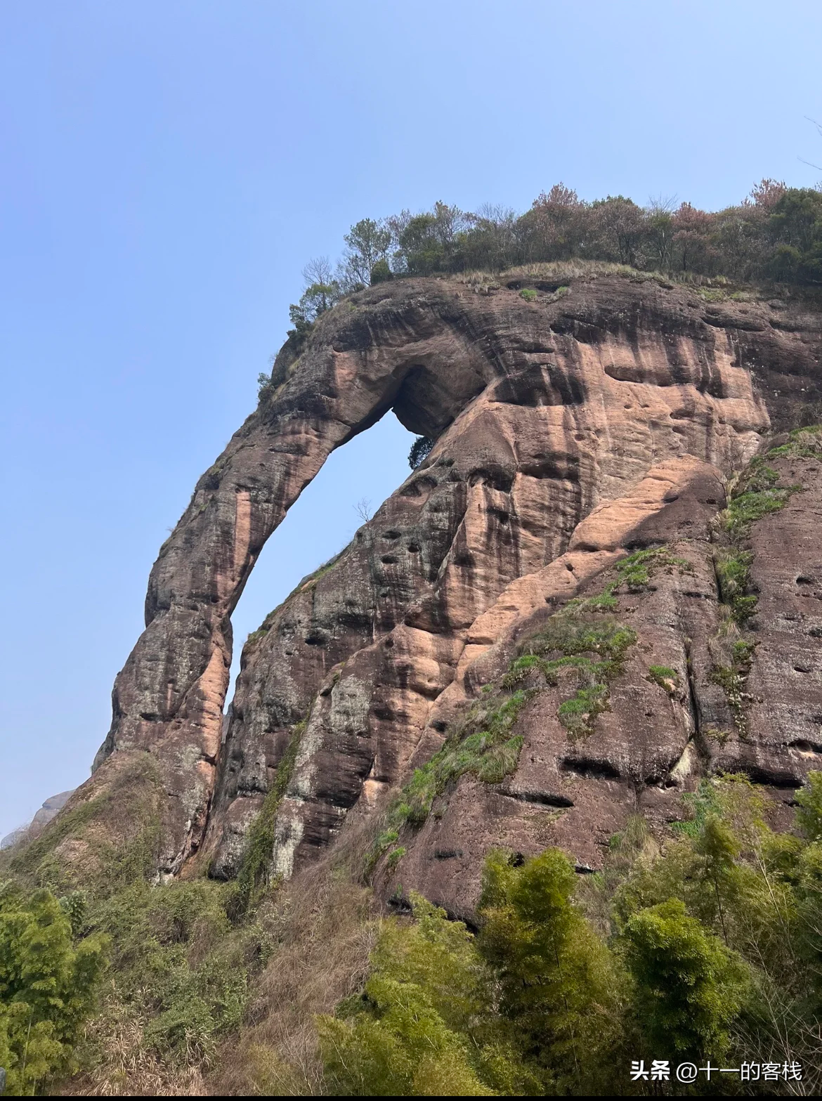 江西旅游必去十大景点 (江西旅游十大景点:各具特色,值得一游)(图3) 江西旅游必去十大景点 (江西旅游十大景点:各具特色,值得一游)(图3)