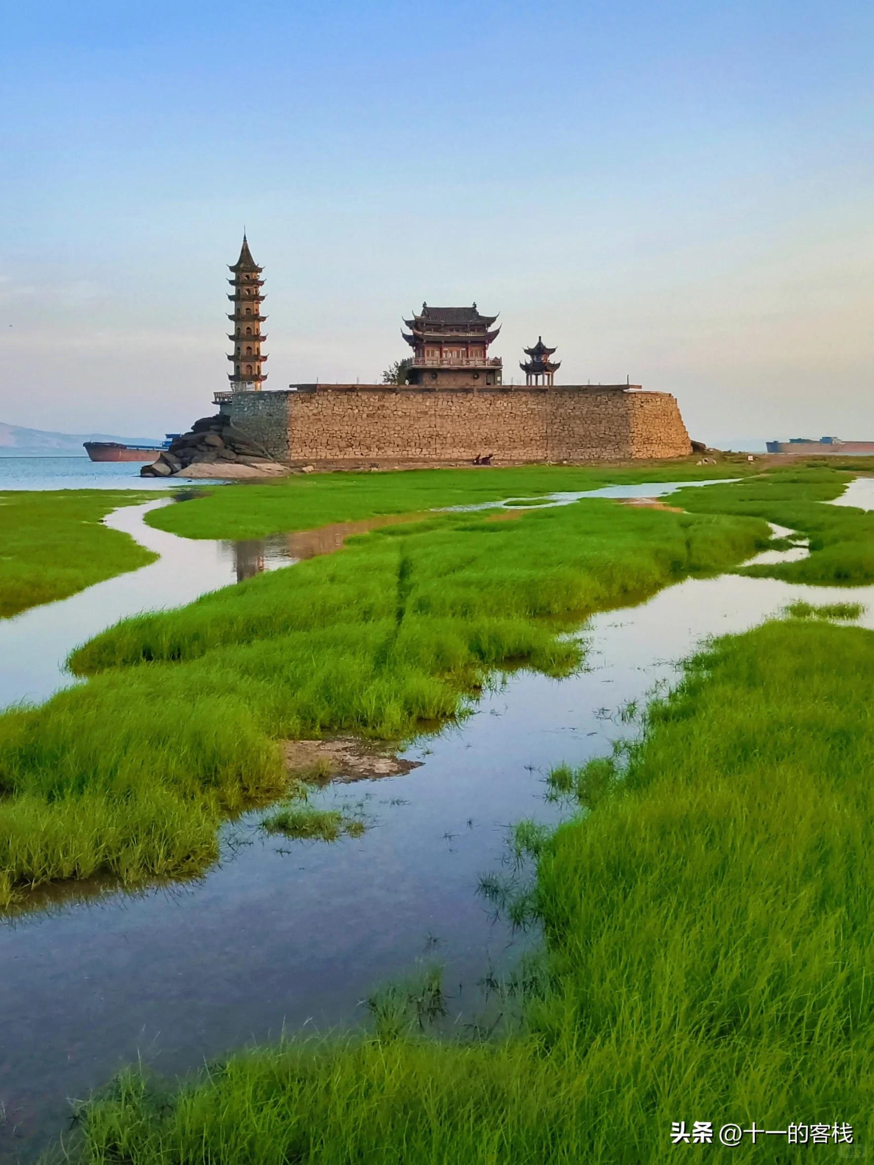 江西旅游必去十大景点 (江西旅游十大景点:各具特色,值得一游)(图6) 江西旅游必去十大景点 (江西旅游十大景点:各具特色,值得一游)(图6)