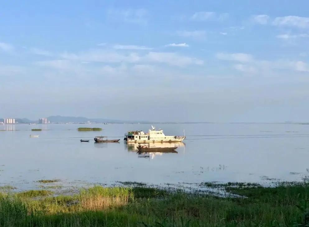 中国最大湖泊(我国面积最大的十大淡水湖,你知道都有哪些吗)(图9) 中国最大湖泊(我国面积最大的十大淡水湖,你知道都有哪些吗)(图9)