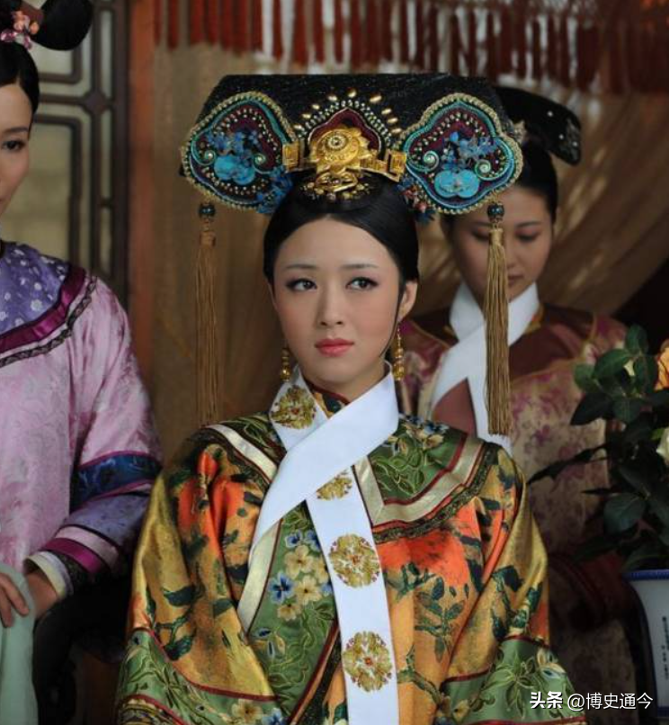 年贵妃真实历史简介(年妃:嫁给雍正15年,连生4孩,年羹尧之妹,是雍正最爱的女人)(图2) 年贵妃真实历史简介(年妃:嫁给雍正15年,连生4孩,年羹尧之妹,是雍正最爱的女人)(图2)