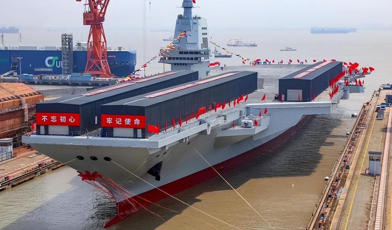 中国海军实力(10年后的中国海军什么样,短板全部补齐,舰队规模将创历史纪录)(图2) 中国海军实力(10年后的中国海军什么样,短板全部补齐,舰队规模将创历史纪录)(图2)
