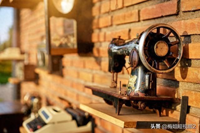 哪里回收老式旧缝纫机(农村再出新骗局,20000高价回收老式缝纫机)(图1) 哪里回收老式旧缝纫机(农村再出新骗局,20000高价回收老式缝纫机)(图1)