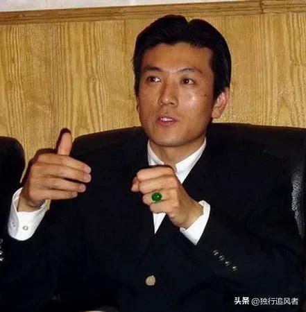 中国巨力集团执行总裁(投胎也是门技术活:盘点演艺圈中拥有显赫家世和背景的十二位明星)(图16) 中国巨力集团执行总裁(投胎也是门技术活:盘点演艺圈中拥有显赫家世和背景的十二位明星)(图16)