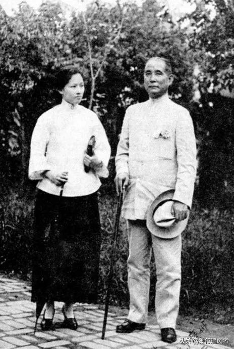 中国巨力集团执行总裁(投胎也是门技术活:盘点演艺圈中拥有显赫家世和背景的十二位明星)(图9) 中国巨力集团执行总裁(投胎也是门技术活:盘点演艺圈中拥有显赫家世和背景的十二位明星)(图9)