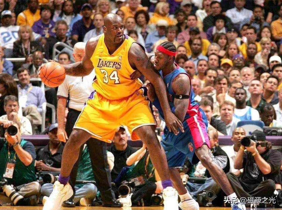 四大中锋实力排名(nba历史四大中锋是谁)(图2) 四大中锋实力排名(nba历史四大中锋是谁)(图2)