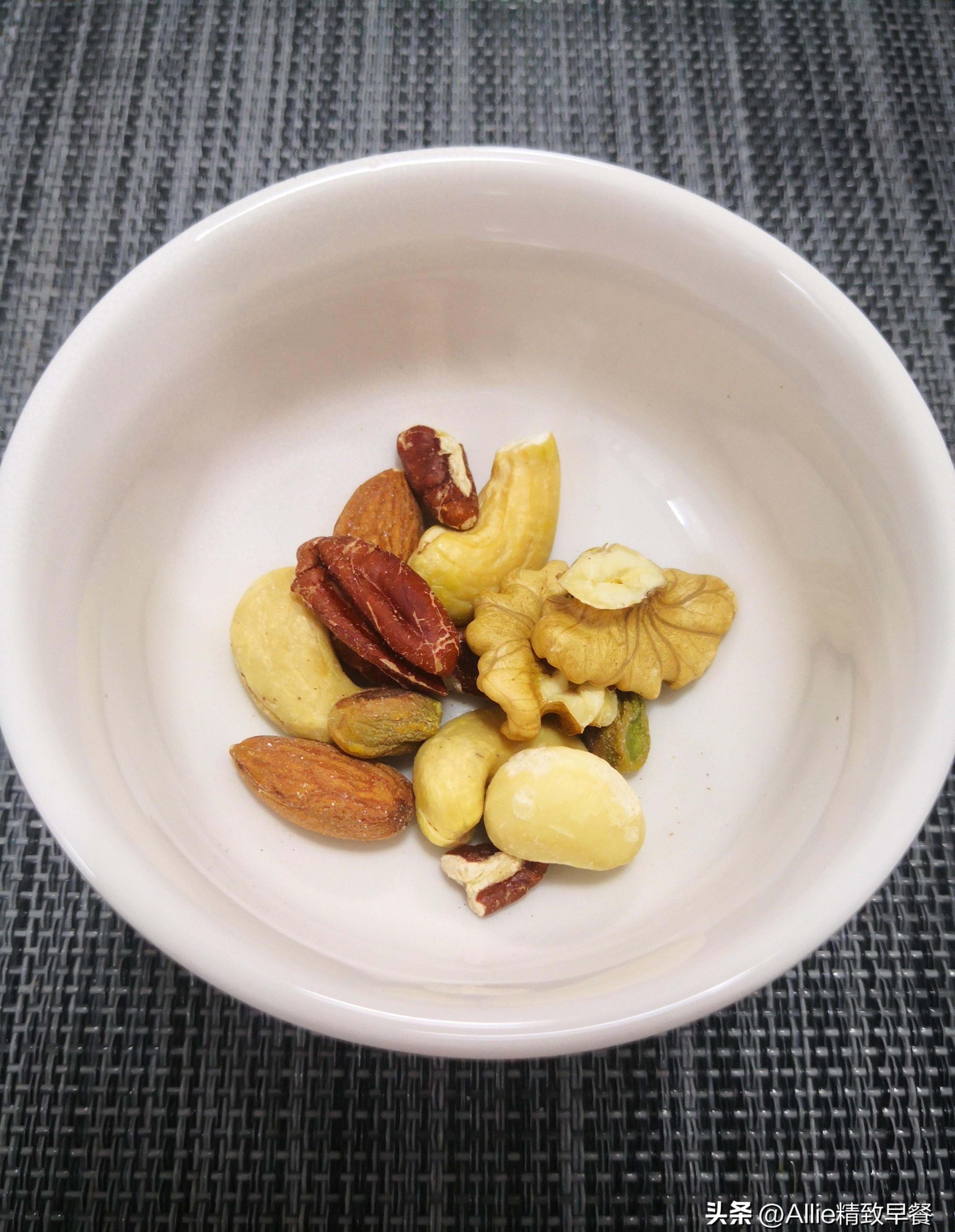 南瓜和鸡蛋同食吃多少合适(南瓜鸡蛋:营养美味的小朋友最爱)(图26) 南瓜和鸡蛋同食吃多少合适(南瓜鸡蛋:营养美味的小朋友最爱)(图26)