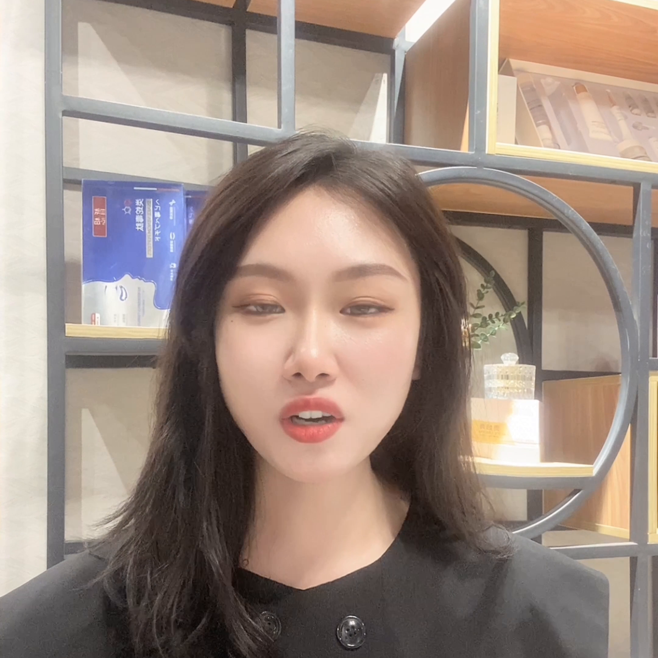 怎样验贵妇膏真假(奶油肌是养出来的,贵妇都在用的贵妇膏,你们用了吗?#贵...)(图1) 怎样验贵妇膏真假(奶油肌是养出来的,贵妇都在用的贵妇膏,你们用了吗?#贵...)(图1)