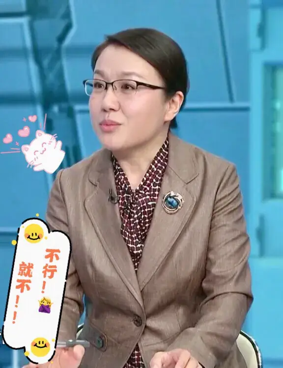 军事专家李莉退役原因(拥有真才实学的军事学教授·原国防大学军事科技教研室副主任李莉)(图3) 军事专家李莉退役原因(拥有真才实学的军事学教授·原国防大学军事科技教研室副主任李莉)(图3)