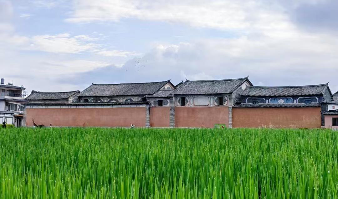 大理古城游玩攻略必去(去大理旅游怎么玩,交通住宿景点全包含,看这篇攻略就够了)(图7) 大理古城游玩攻略必去(去大理旅游怎么玩,交通住宿景点全包含,看这篇攻略就够了)(图7)