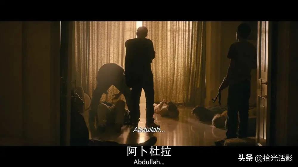 孟买酒店放了中国人(《孟买酒店》,回到2008年印度那个恐怖的60小时)(图17) 孟买酒店放了中国人(《孟买酒店》,回到2008年印度那个恐怖的60小时)(图17)