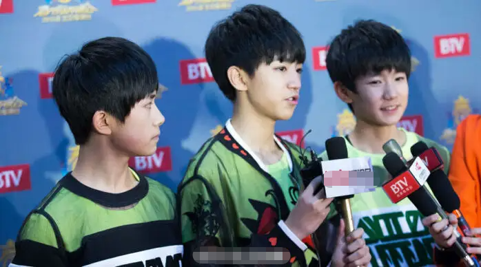 TFBOYS解散了吗(网传TFBOYS十周年演唱会后解散,回顾十年有许多遗憾与矛盾)(图16) TFBOYS解散了吗(网传TFBOYS十周年演唱会后解散,回顾十年有许多遗憾与矛盾)(图16)