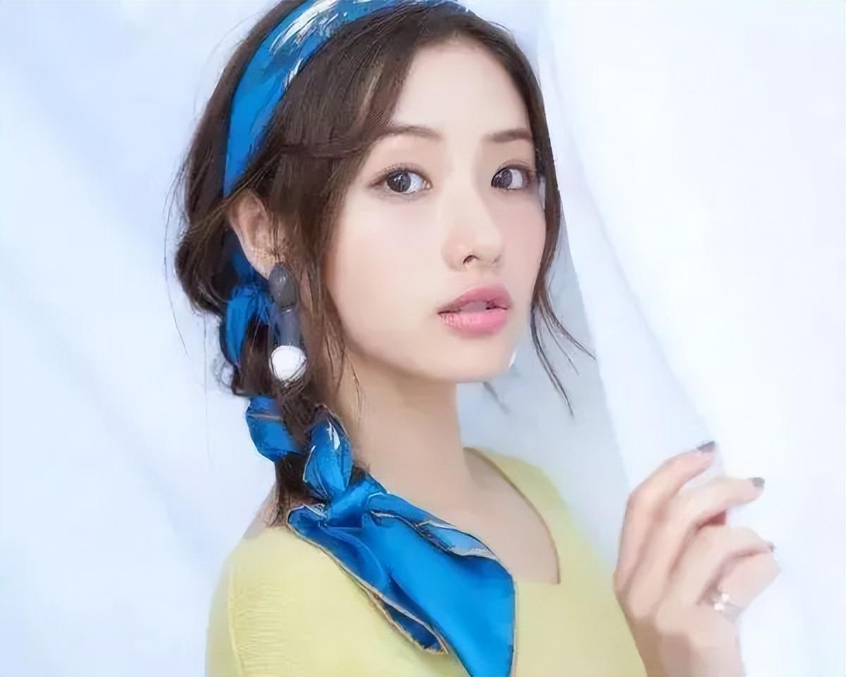 日本最美女星颜值排行(2023年日本10大最美女星出炉:石原里美仅第7,新垣结衣掉到第2名)(图31) 日本最美女星颜值排行(2023年日本10大最美女星出炉:石原里美仅第7,新垣结衣掉到第2名)(图31)