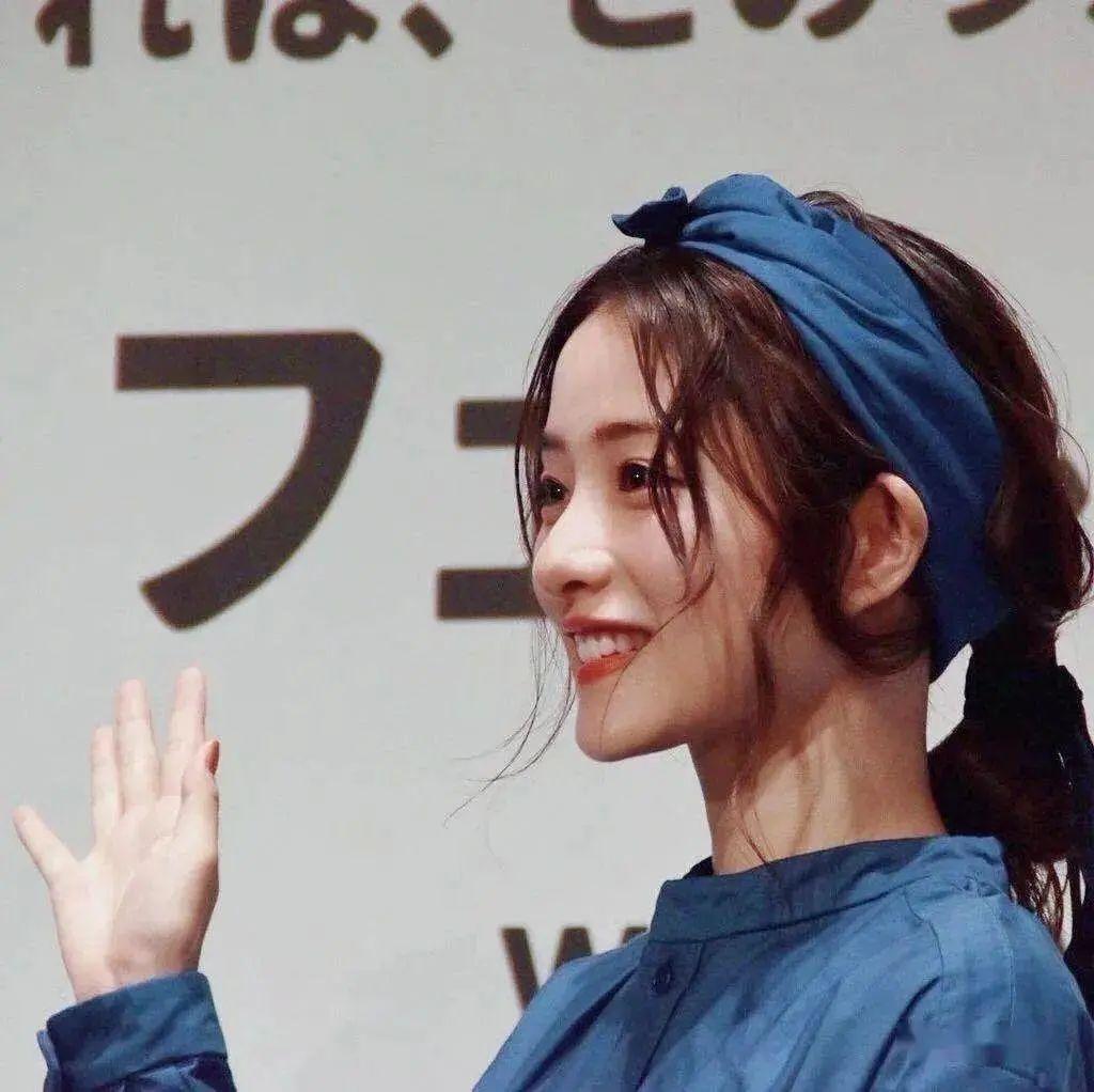 日本最美女星颜值排行(2023年日本10大最美女星出炉:石原里美仅第7,新垣结衣掉到第2名)(图32) 日本最美女星颜值排行(2023年日本10大最美女星出炉:石原里美仅第7,新垣结衣掉到第2名)(图32)