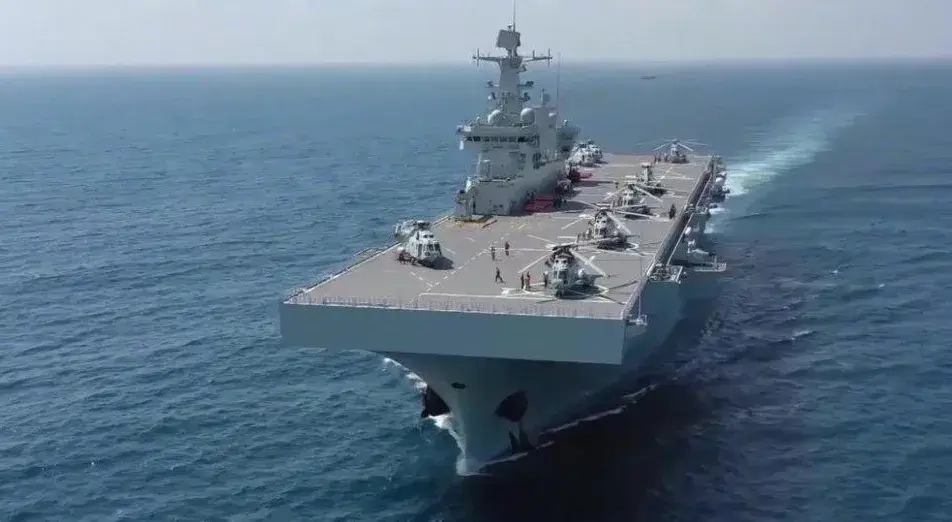中国海军舰艇大全(2023年中国海军新服役和下水主战舰艇大盘点,列强竟是我自己!)(图9) 中国海军舰艇大全(2023年中国海军新服役和下水主战舰艇大盘点,列强竟是我自己!)(图9)