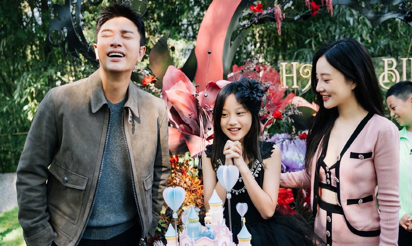 李小璐做头发什么意思(离婚后首次破冰!“做头发”事件近6年,李小璐晒和贾乃亮合照)(图3) 李小璐做头发什么意思(离婚后首次破冰!“做头发”事件近6年,李小璐晒和贾乃亮合照)(图3)