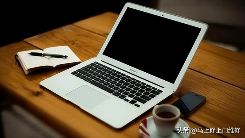 笔记本电脑开机黑屏没反应怎么办(笔记本电脑黑屏怎么办?简单几步,轻松解决)(图1) 笔记本电脑开机黑屏没反应怎么办(笔记本电脑黑屏怎么办?简单几步,轻松解决)(图1)