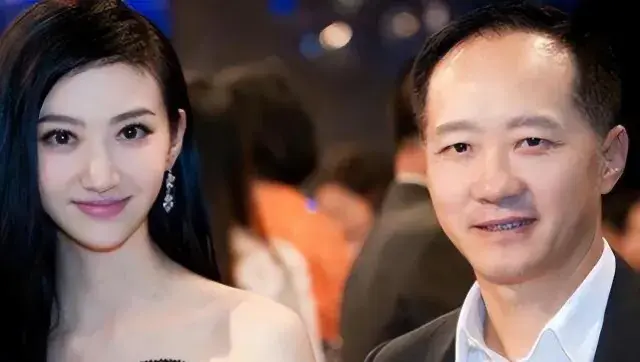 陈惠敏与陈慧琳的关系(娱乐圈不怕潜规则的四位女星!最后一位,实属有点想不到~)(图4) 陈惠敏与陈慧琳的关系(娱乐圈不怕潜规则的四位女星!最后一位,实属有点想不到~)(图4)