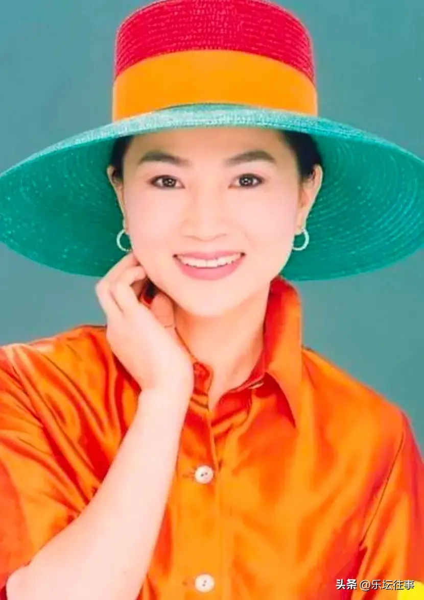 台湾女歌手有哪些(台湾乐坛十大女歌手排行榜)(图3) 台湾女歌手有哪些(台湾乐坛十大女歌手排行榜)(图3)