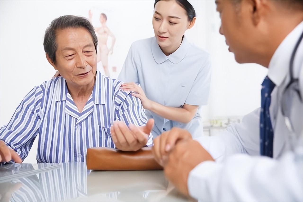 农村合作医疗缴费(农村新农合缴费标准调整!每人每年380元四类农民可享受减免政策!)(图6) 农村合作医疗缴费(农村新农合缴费标准调整!每人每年380元四类农民可享受减免政策!)(图6)